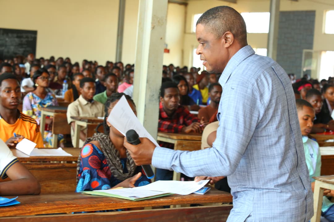 ENVIRON 600 CANDIDATS PRENENT PART AU SECOND TOUR DU TEST D’ORIENTATION.